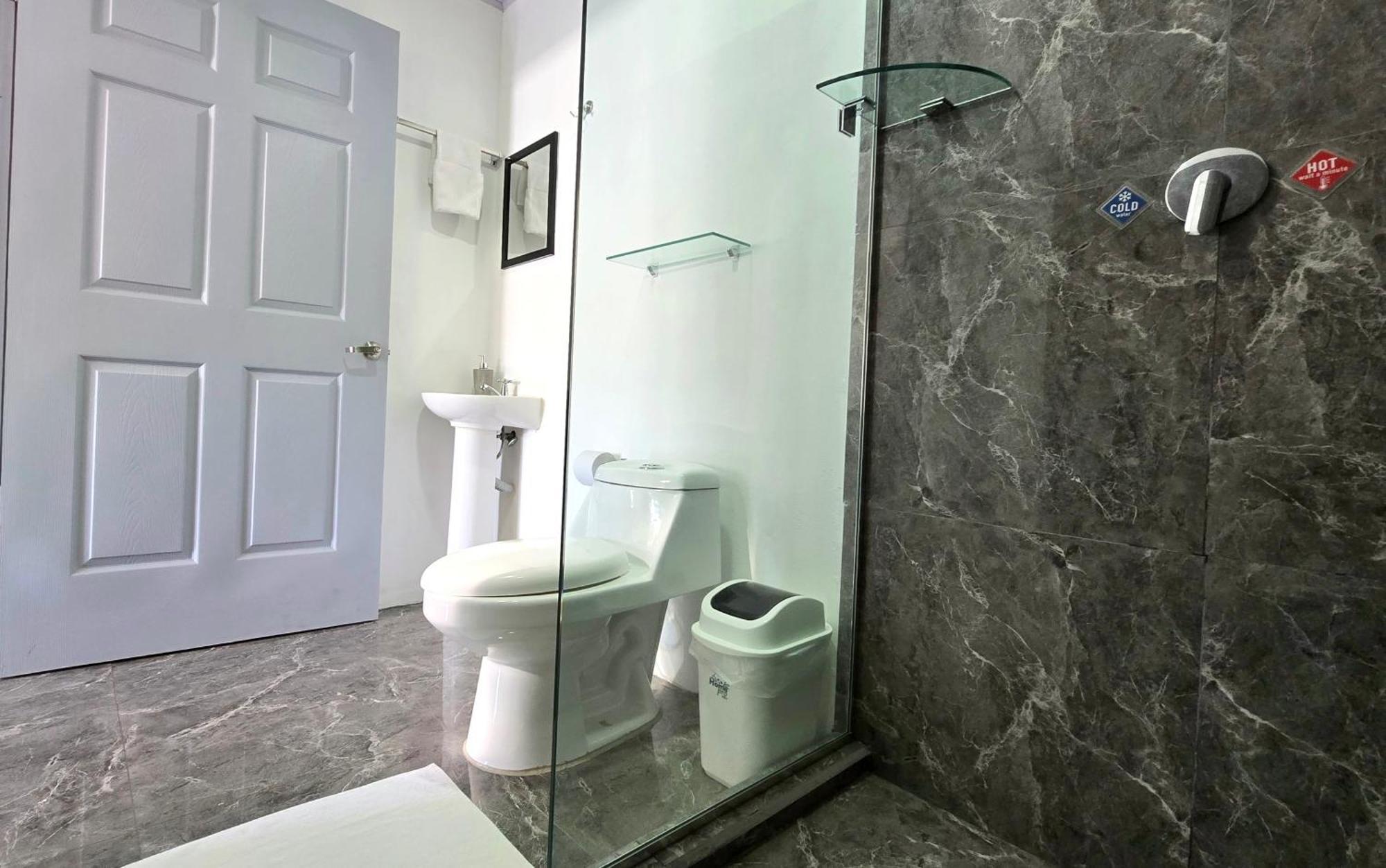 Cattleya Living Studio Monteverde Luaran gambar